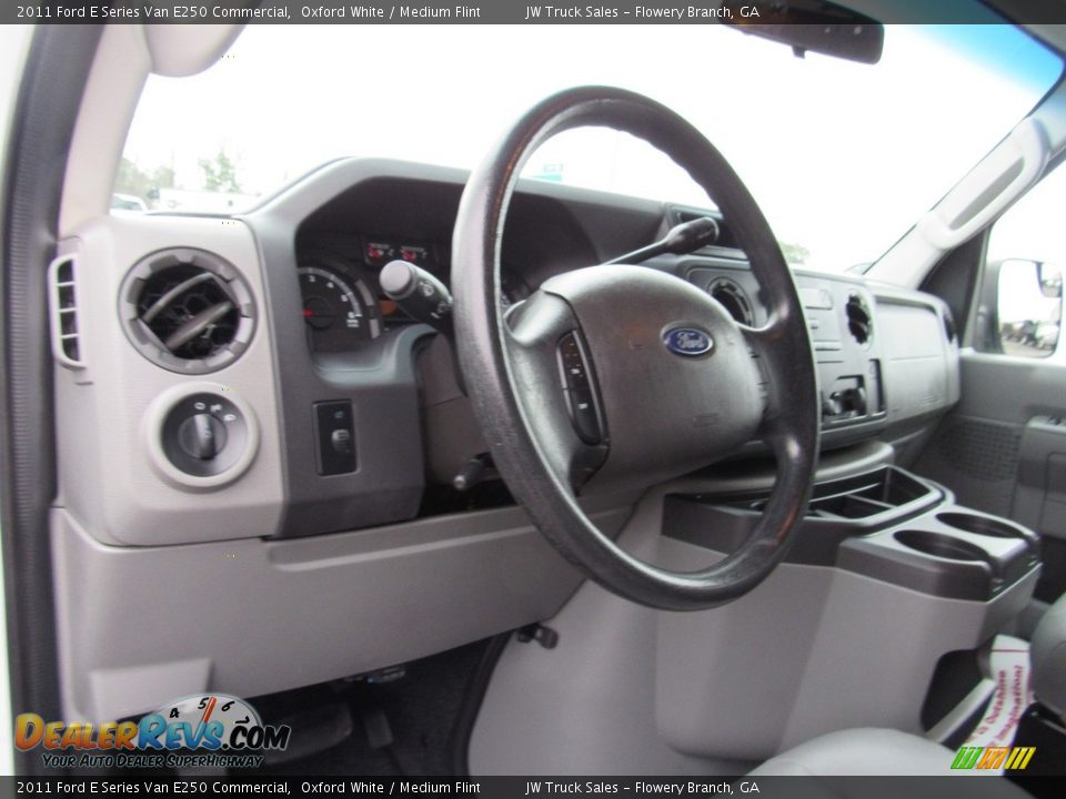 2011 Ford E Series Van E250 Commercial Oxford White / Medium Flint Photo #29