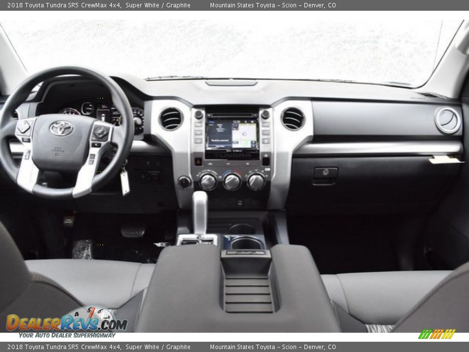 2018 Toyota Tundra SR5 CrewMax 4x4 Super White / Graphite Photo #8