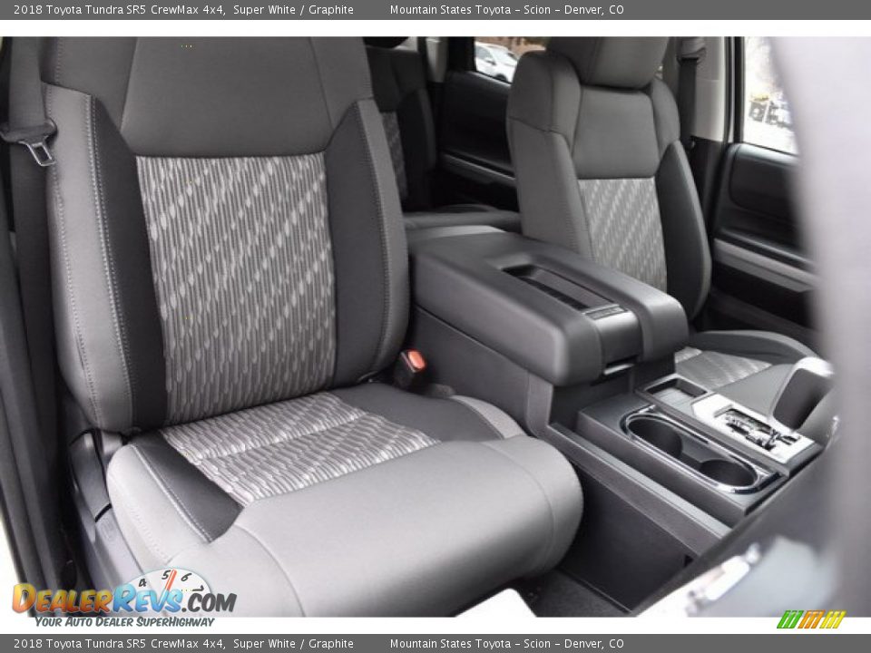 2018 Toyota Tundra SR5 CrewMax 4x4 Super White / Graphite Photo #12