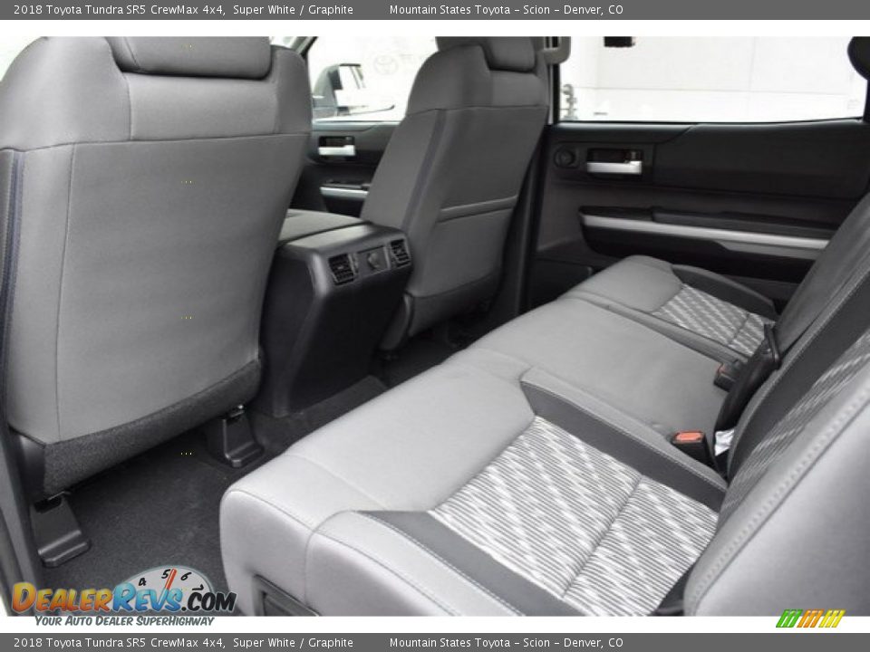 2018 Toyota Tundra SR5 CrewMax 4x4 Super White / Graphite Photo #13