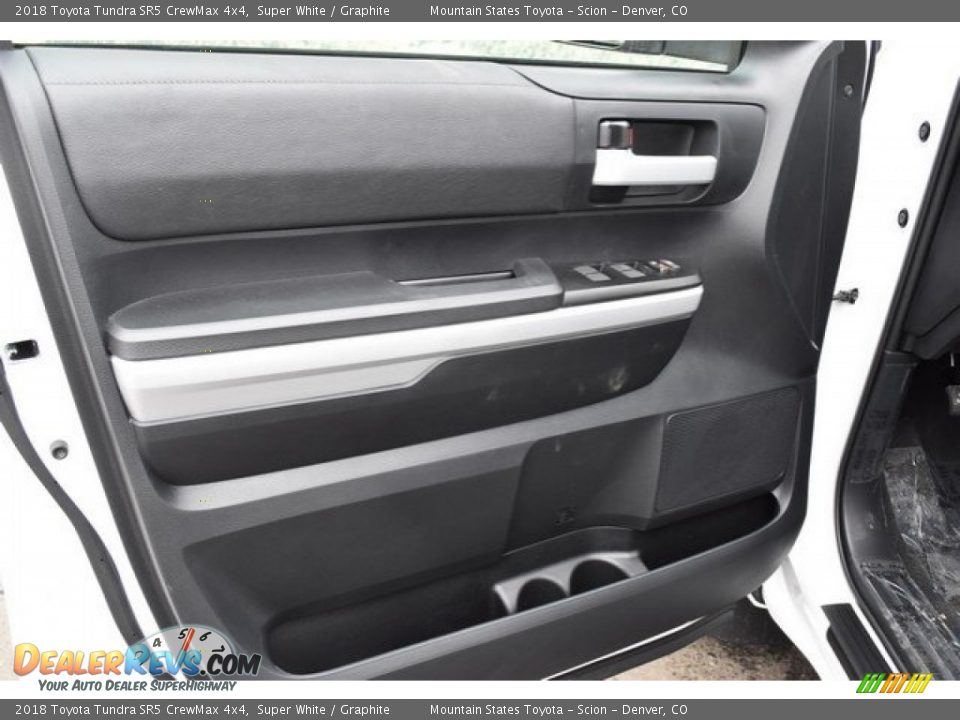 2018 Toyota Tundra SR5 CrewMax 4x4 Super White / Graphite Photo #19