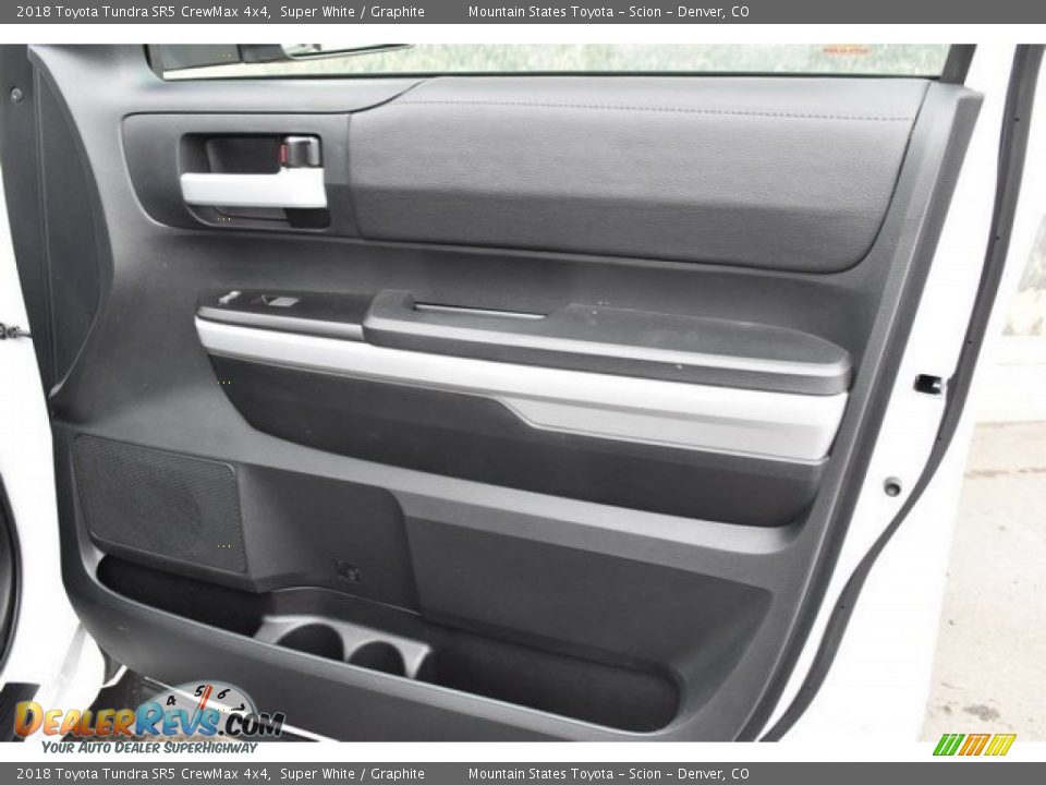 2018 Toyota Tundra SR5 CrewMax 4x4 Super White / Graphite Photo #21