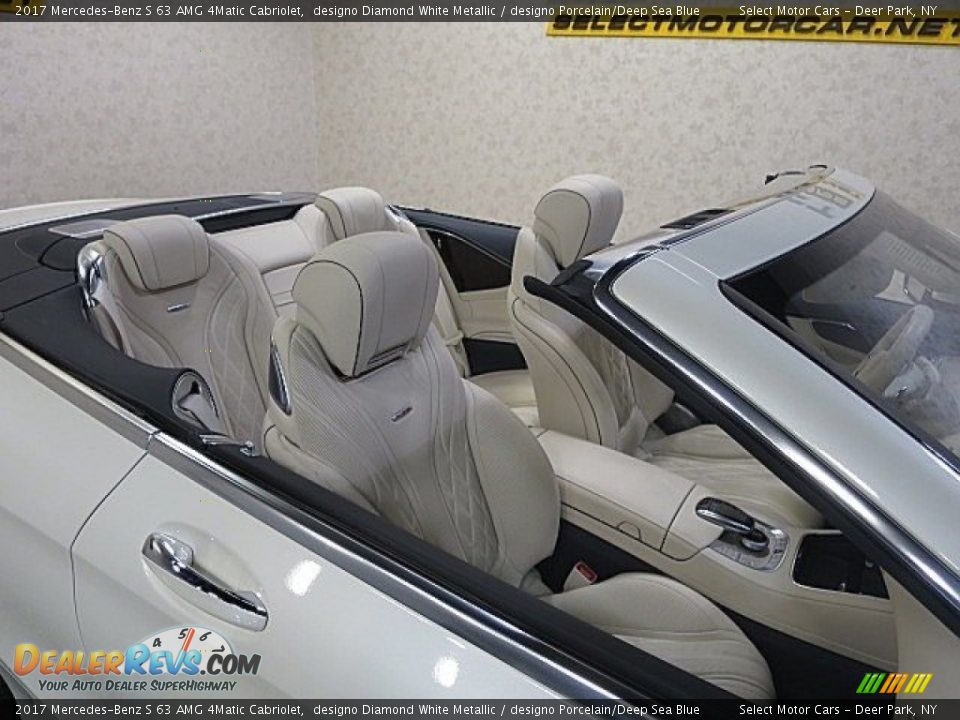2017 Mercedes-Benz S 63 AMG 4Matic Cabriolet designo Diamond White Metallic / designo Porcelain/Deep Sea Blue Photo #24