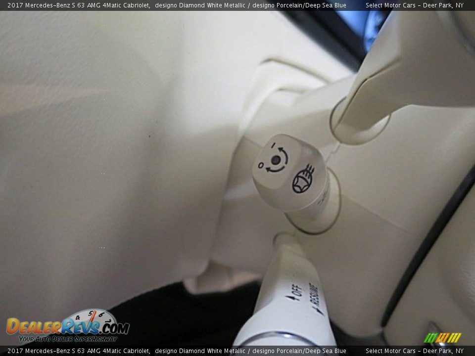 2017 Mercedes-Benz S 63 AMG 4Matic Cabriolet designo Diamond White Metallic / designo Porcelain/Deep Sea Blue Photo #31