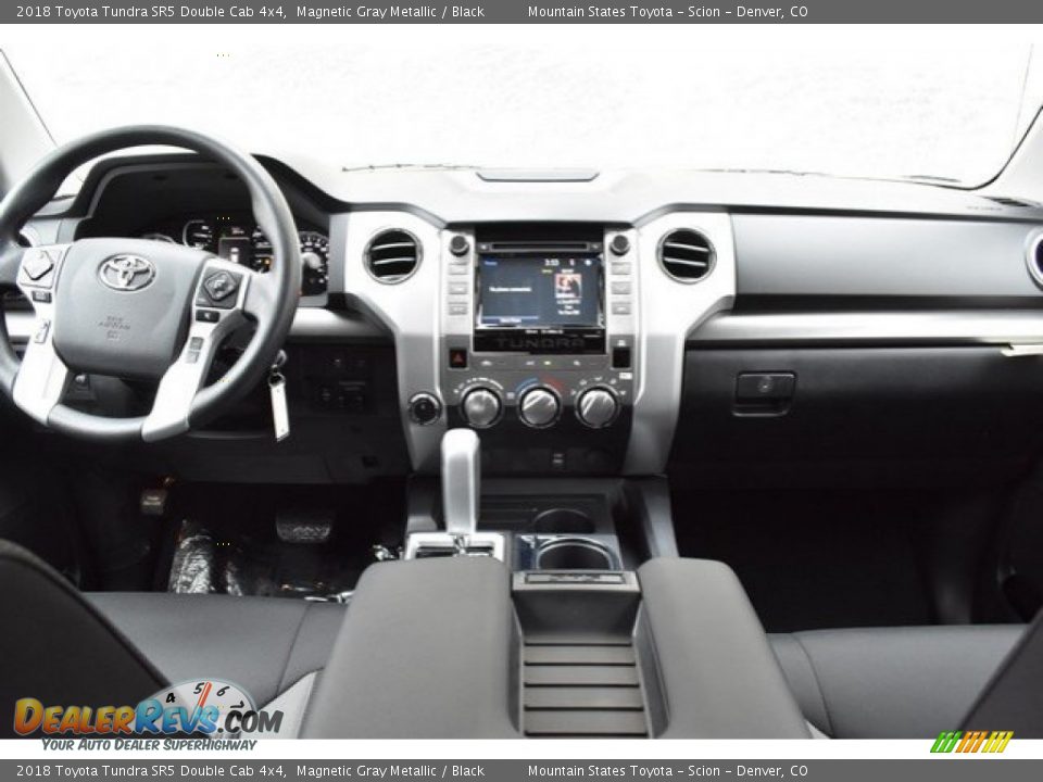 2018 Toyota Tundra SR5 Double Cab 4x4 Magnetic Gray Metallic / Black Photo #8