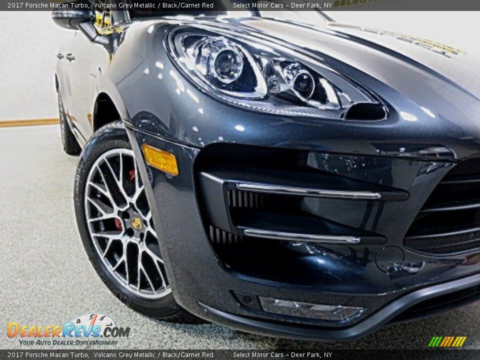 2017 Porsche Macan Turbo Volcano Grey Metallic / Black/Garnet Red Photo #7