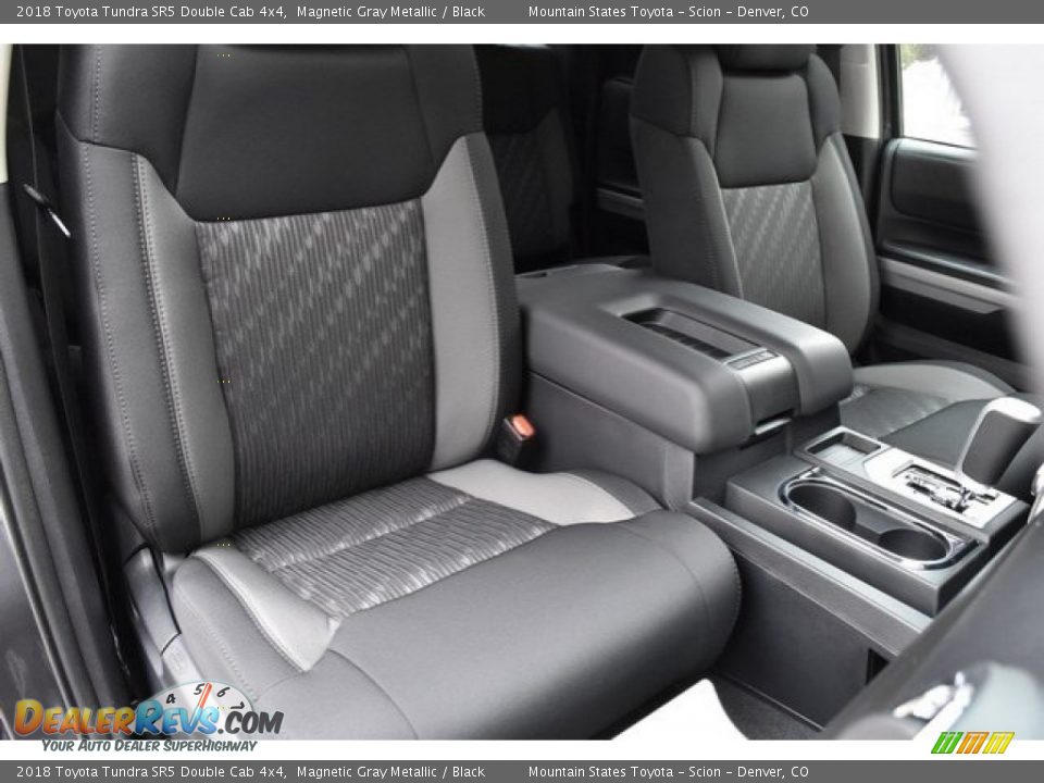 2018 Toyota Tundra SR5 Double Cab 4x4 Magnetic Gray Metallic / Black Photo #13