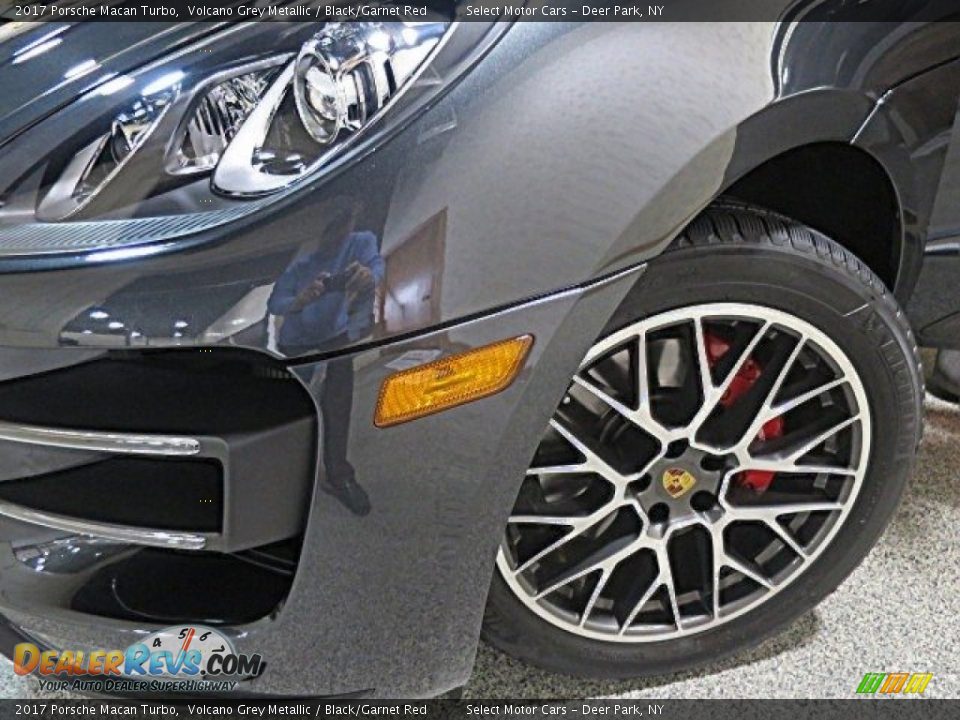2017 Porsche Macan Turbo Volcano Grey Metallic / Black/Garnet Red Photo #8