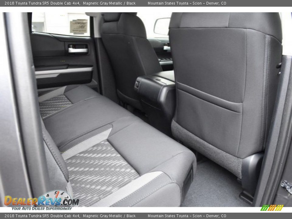 2018 Toyota Tundra SR5 Double Cab 4x4 Magnetic Gray Metallic / Black Photo #14