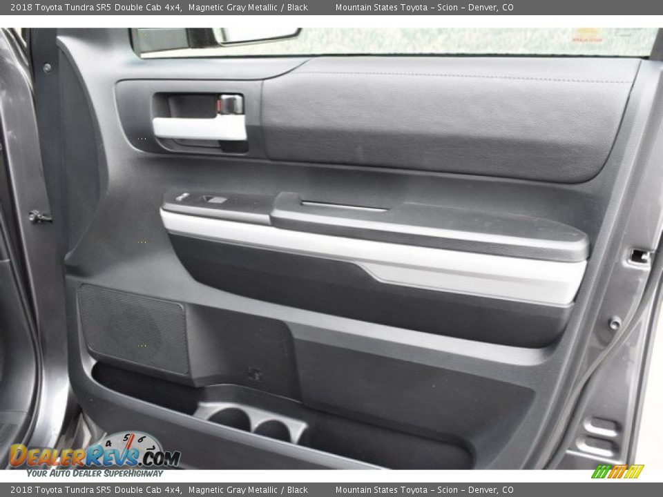 2018 Toyota Tundra SR5 Double Cab 4x4 Magnetic Gray Metallic / Black Photo #18