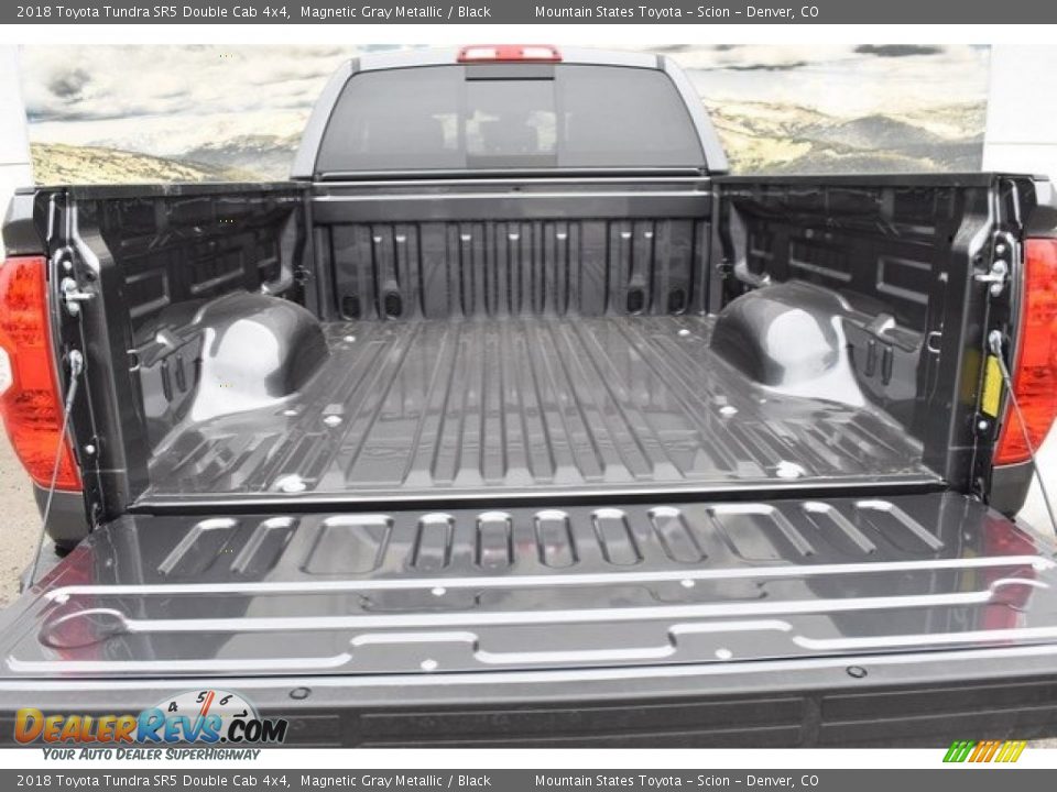 2018 Toyota Tundra SR5 Double Cab 4x4 Magnetic Gray Metallic / Black Photo #20
