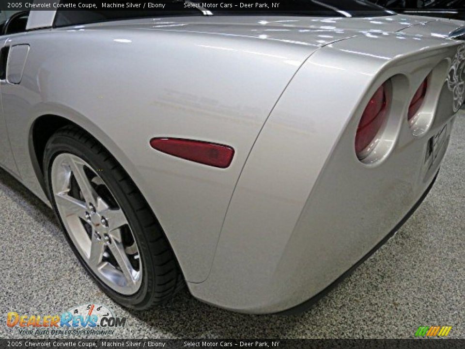 2005 Chevrolet Corvette Coupe Machine Silver / Ebony Photo #12