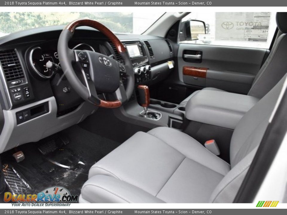 2018 Toyota Sequoia Platinum 4x4 Blizzard White Pearl / Graphite Photo #5