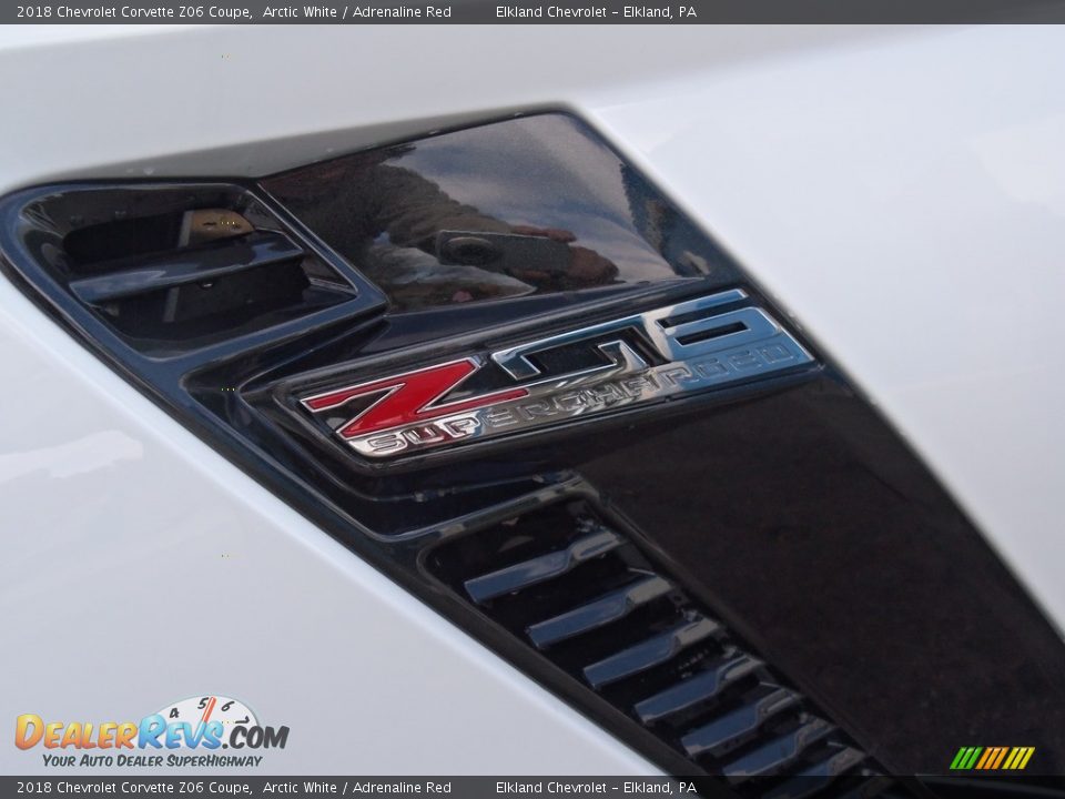 2018 Chevrolet Corvette Z06 Coupe Logo Photo #17