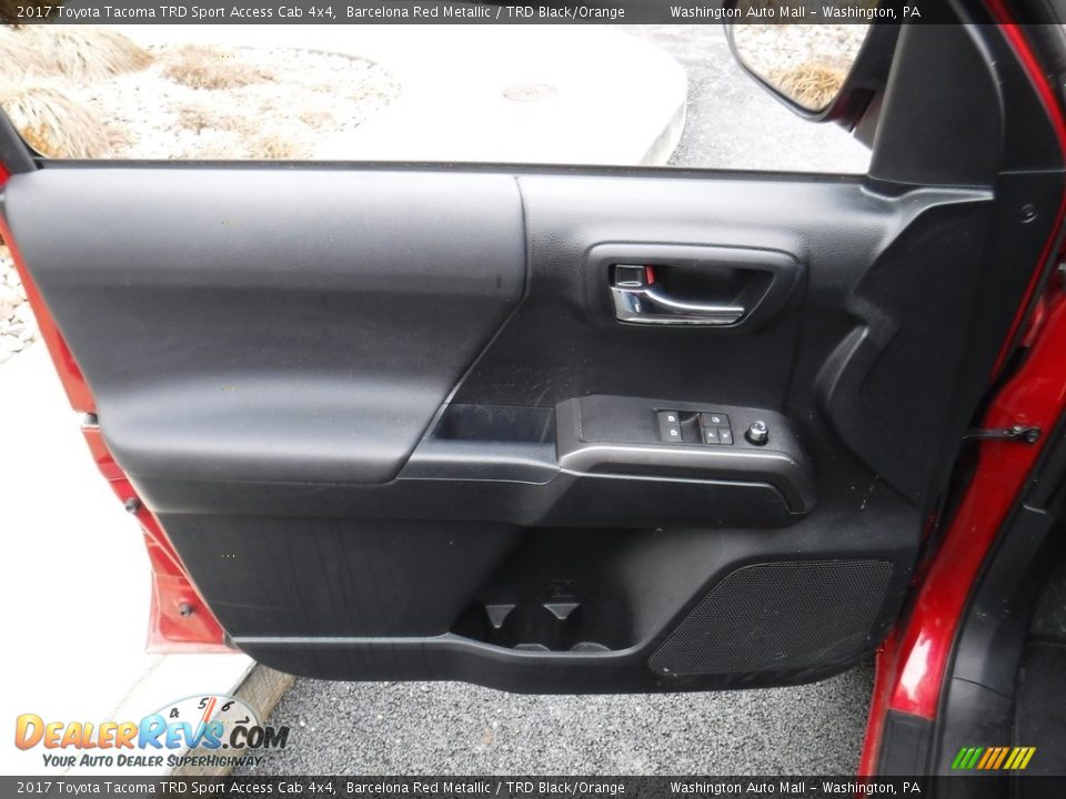 2017 Toyota Tacoma TRD Sport Access Cab 4x4 Barcelona Red Metallic / TRD Black/Orange Photo #18
