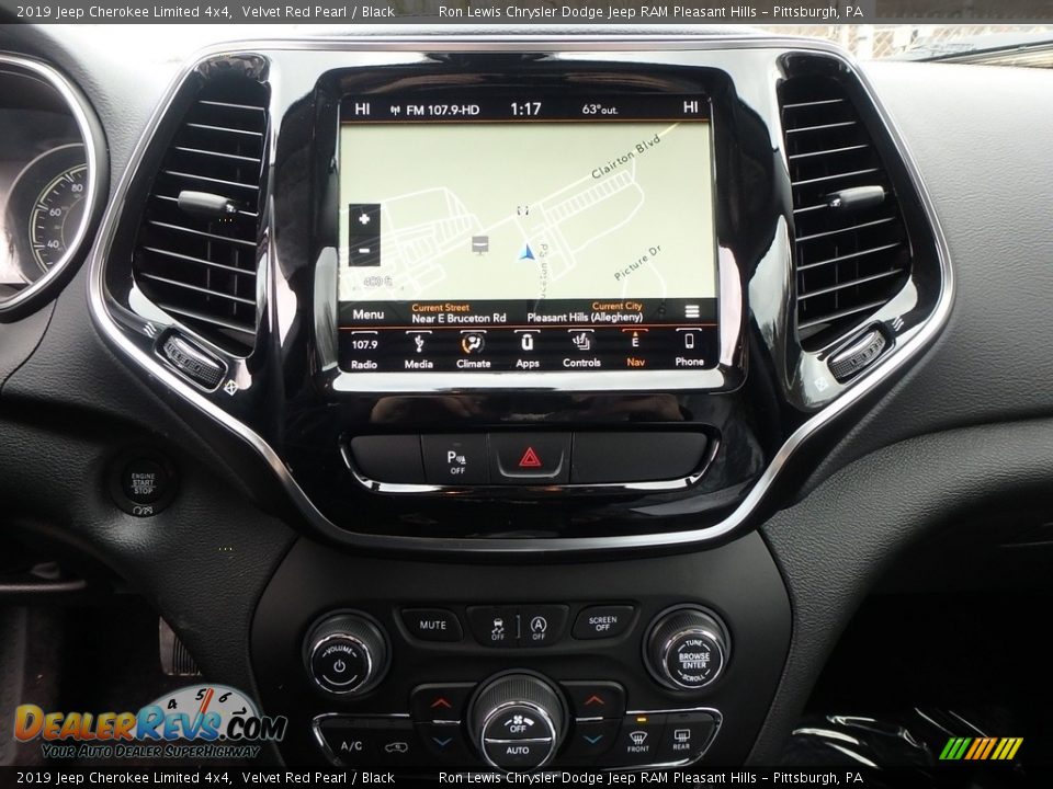 2019 Jeep Cherokee Limited 4x4 Velvet Red Pearl / Black Photo #17