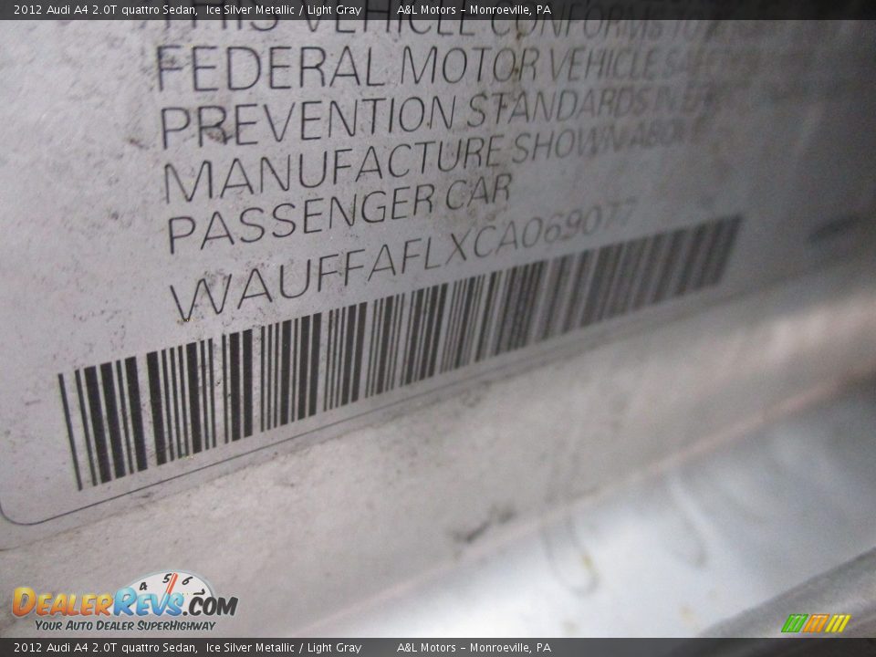 2012 Audi A4 2.0T quattro Sedan Ice Silver Metallic / Light Gray Photo #19