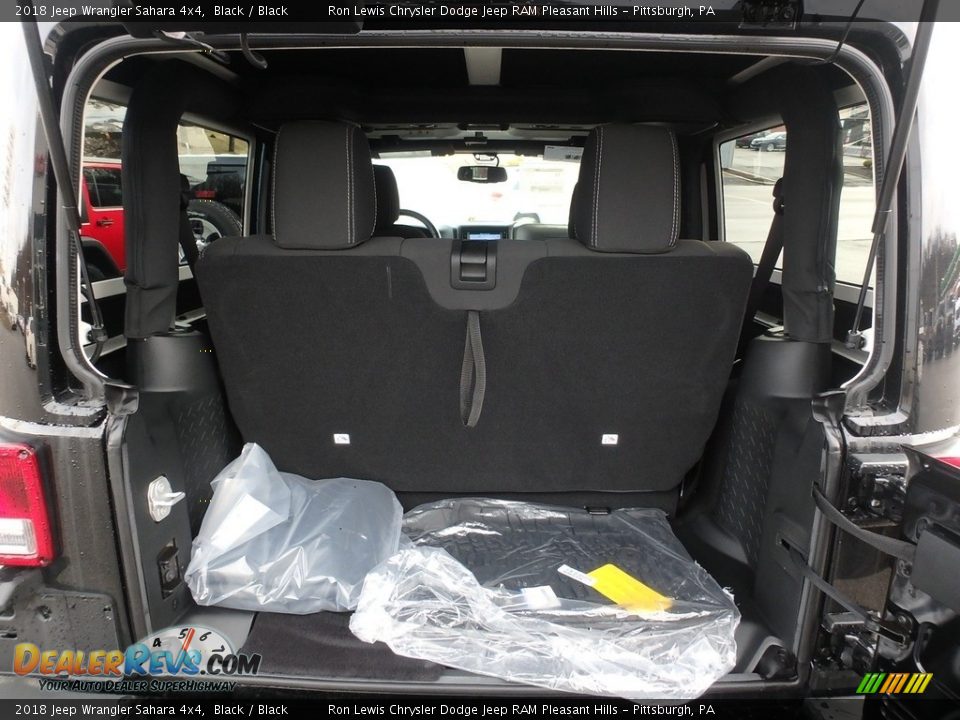 2018 Jeep Wrangler Sahara 4x4 Black / Black Photo #6