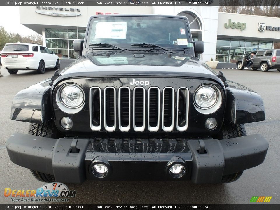 2018 Jeep Wrangler Sahara 4x4 Black / Black Photo #10
