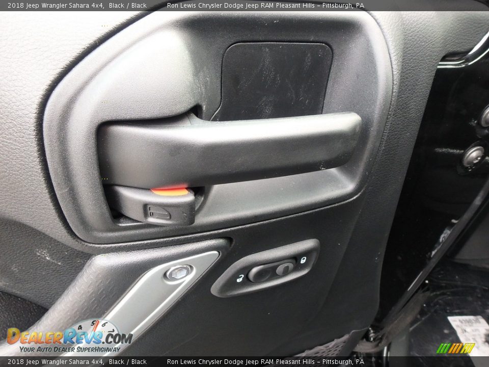 2018 Jeep Wrangler Sahara 4x4 Black / Black Photo #15