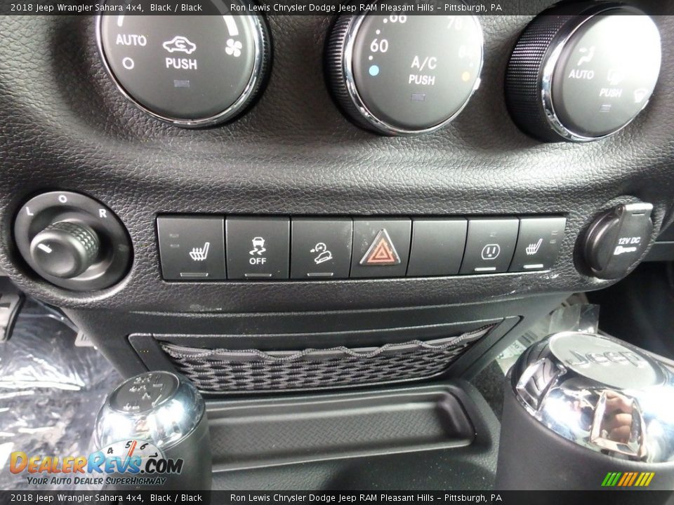 Controls of 2018 Jeep Wrangler Sahara 4x4 Photo #18