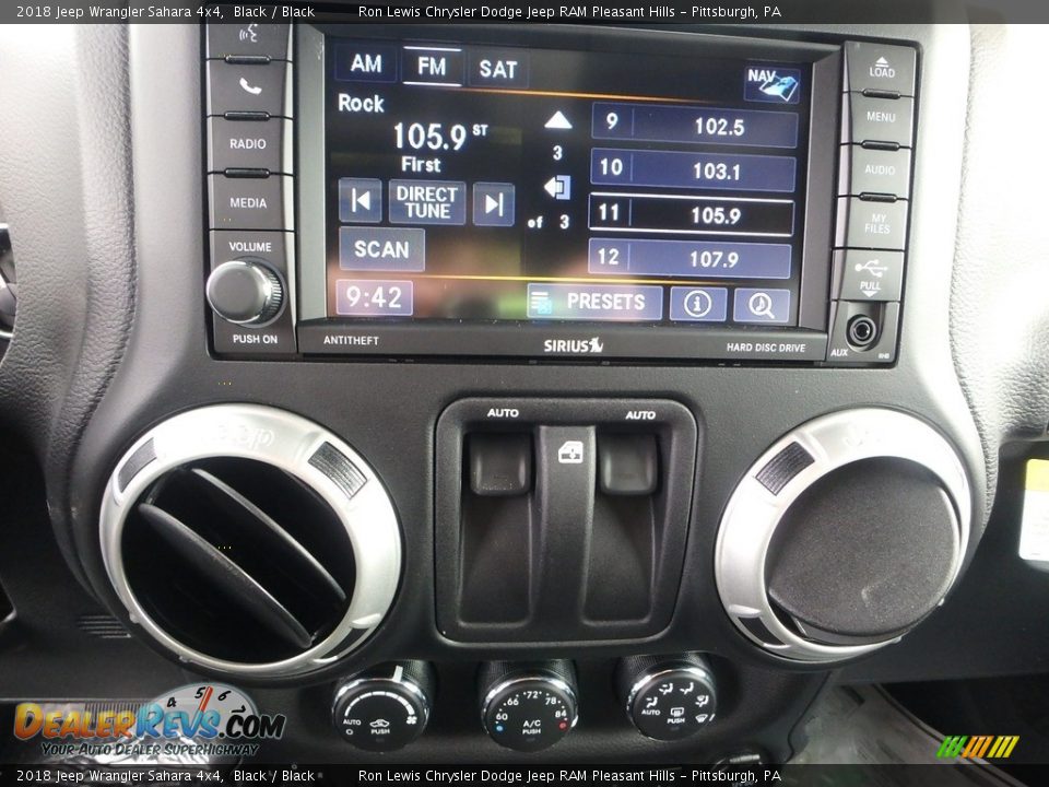 Controls of 2018 Jeep Wrangler Sahara 4x4 Photo #20