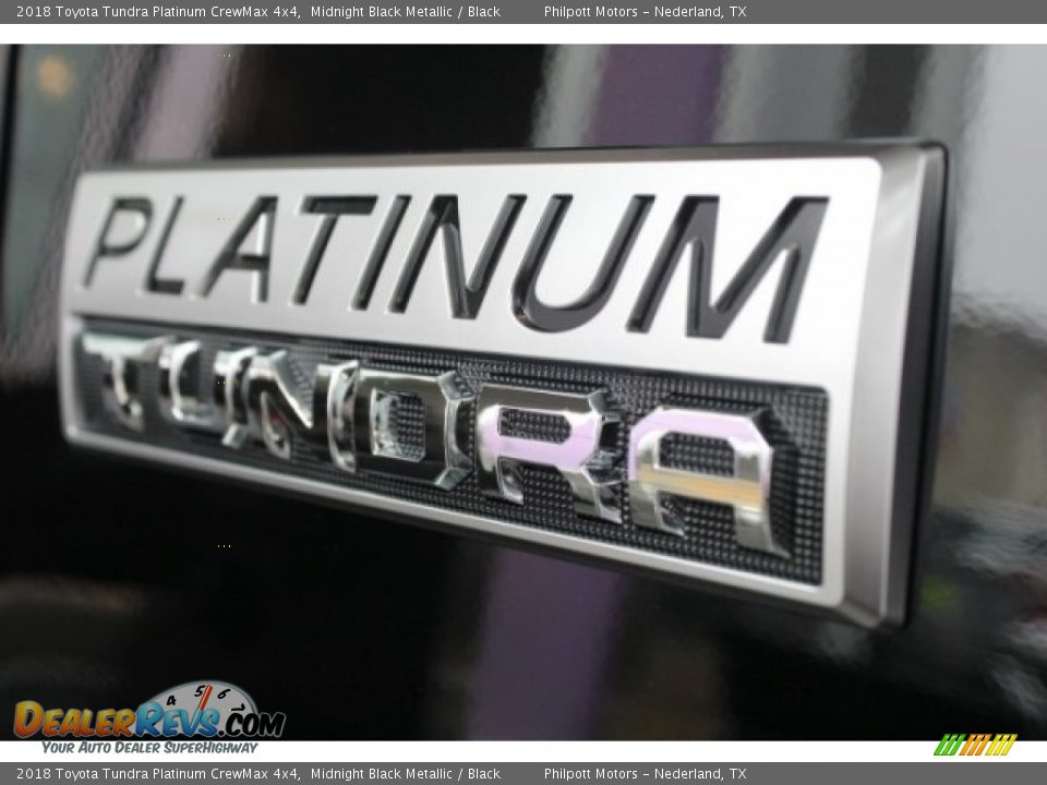 2018 Toyota Tundra Platinum CrewMax 4x4 Midnight Black Metallic / Black Photo #10