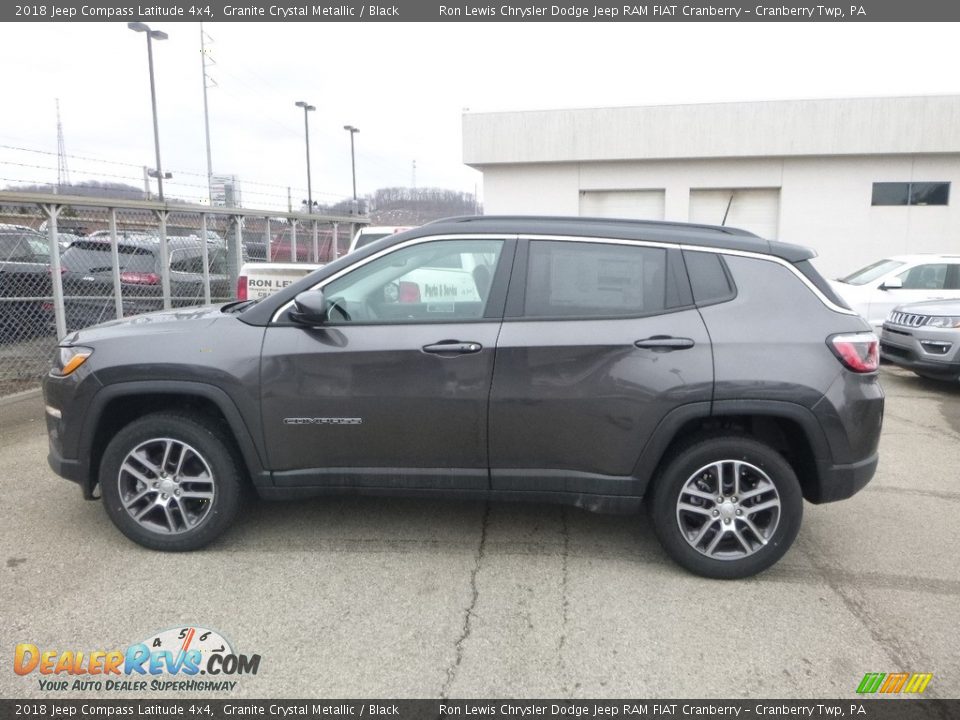 2018 Jeep Compass Latitude 4x4 Granite Crystal Metallic / Black Photo #2