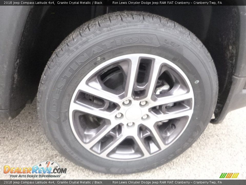 2018 Jeep Compass Latitude 4x4 Granite Crystal Metallic / Black Photo #9