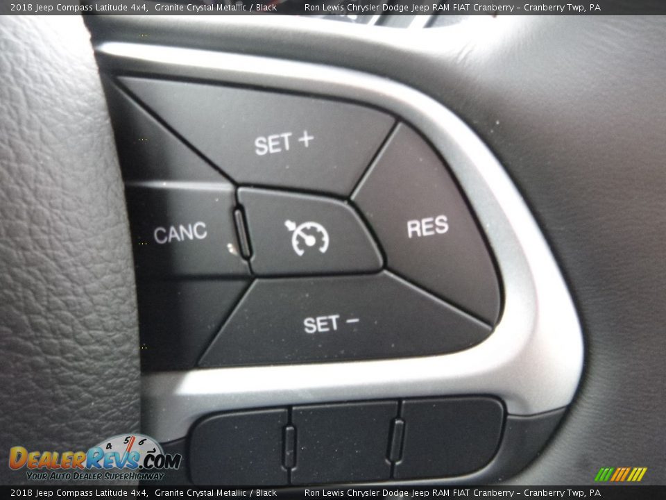 2018 Jeep Compass Latitude 4x4 Granite Crystal Metallic / Black Photo #18