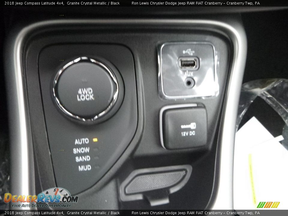 2018 Jeep Compass Latitude 4x4 Granite Crystal Metallic / Black Photo #20