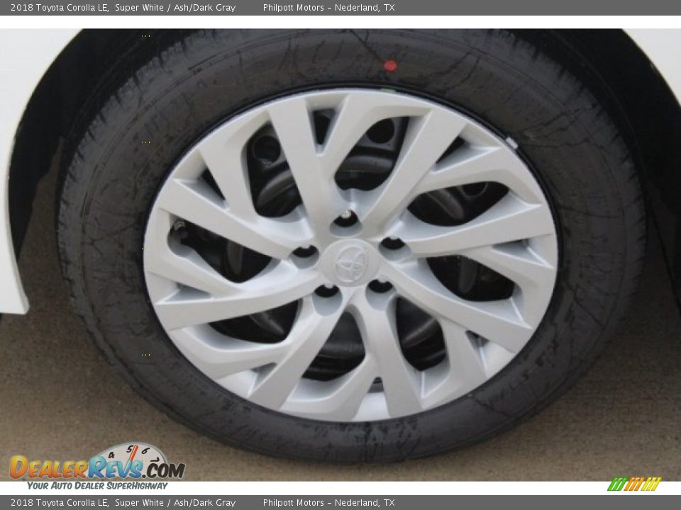 2018 Toyota Corolla LE Super White / Ash/Dark Gray Photo #4