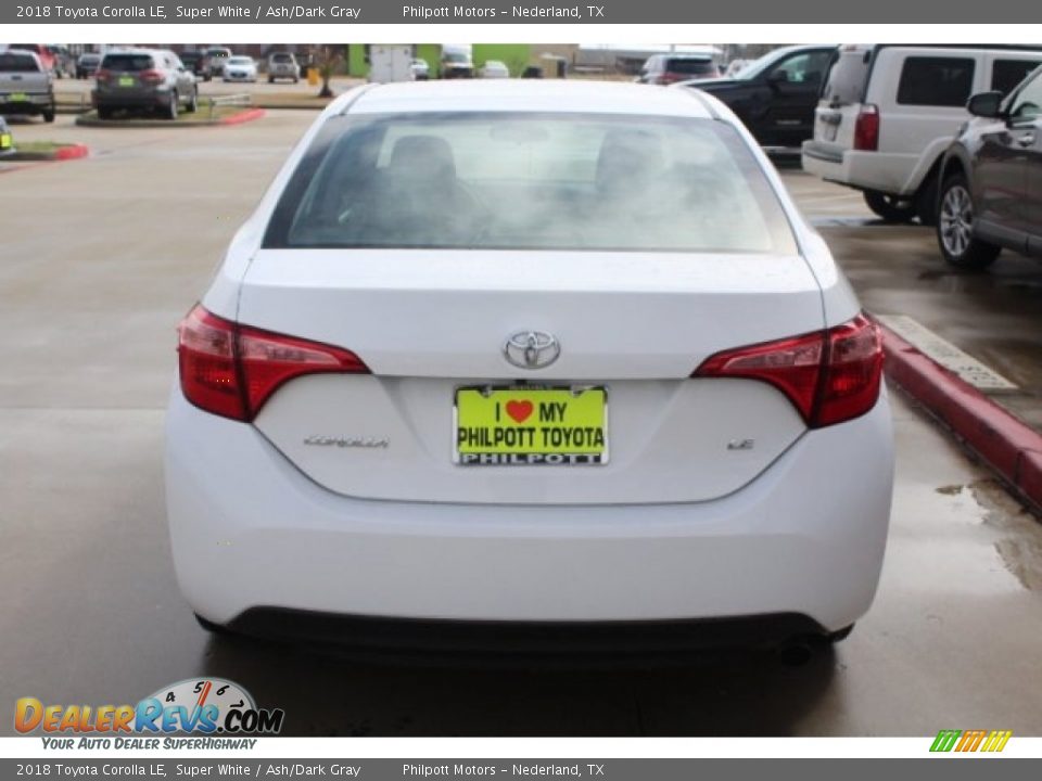 2018 Toyota Corolla LE Super White / Ash/Dark Gray Photo #7