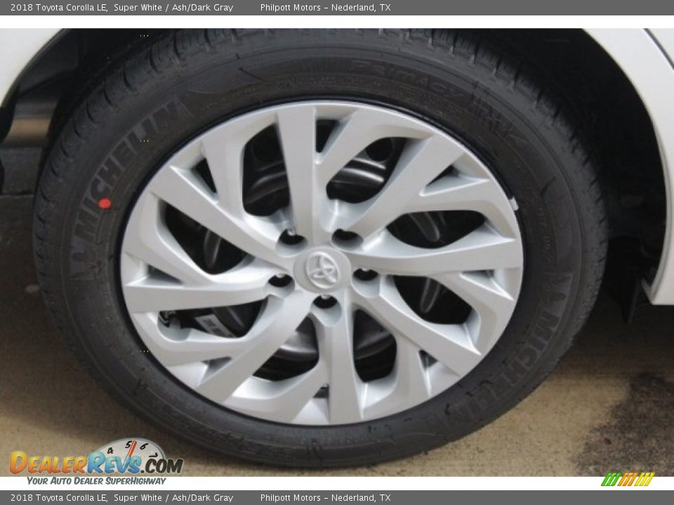 2018 Toyota Corolla LE Super White / Ash/Dark Gray Photo #9