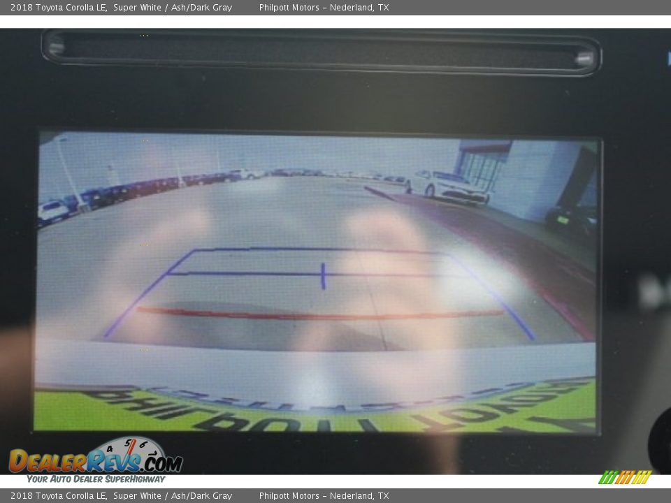 2018 Toyota Corolla LE Super White / Ash/Dark Gray Photo #15