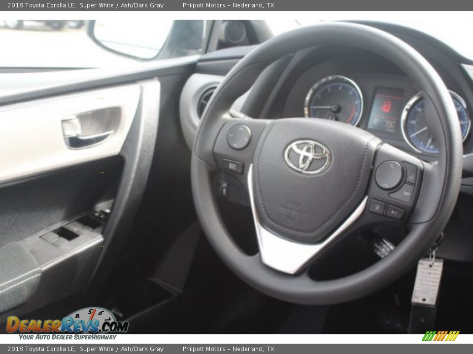 2018 Toyota Corolla LE Super White / Ash/Dark Gray Photo #25