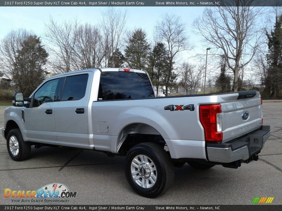 2017 Ford F250 Super Duty XLT Crew Cab 4x4 Ingot Silver / Medium Earth Gray Photo #8