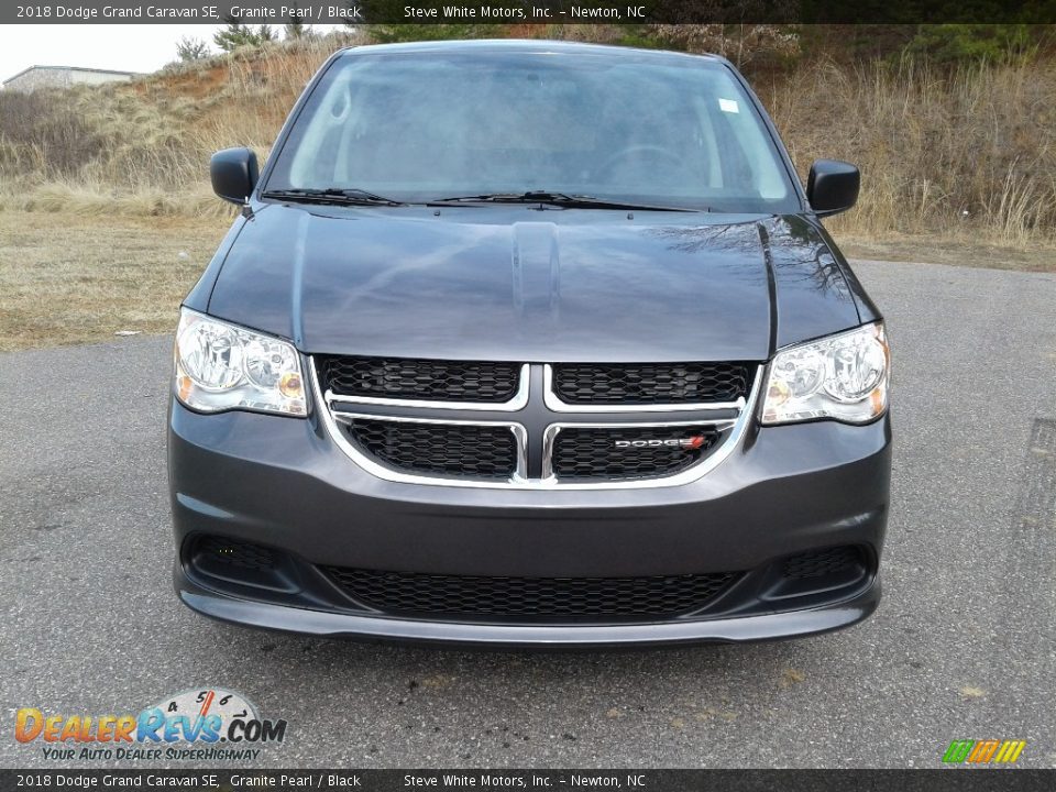 2018 Dodge Grand Caravan SE Granite Pearl / Black Photo #3