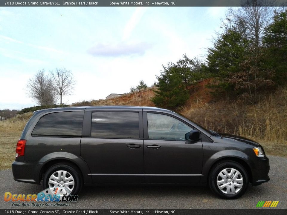 2018 Dodge Grand Caravan SE Granite Pearl / Black Photo #5