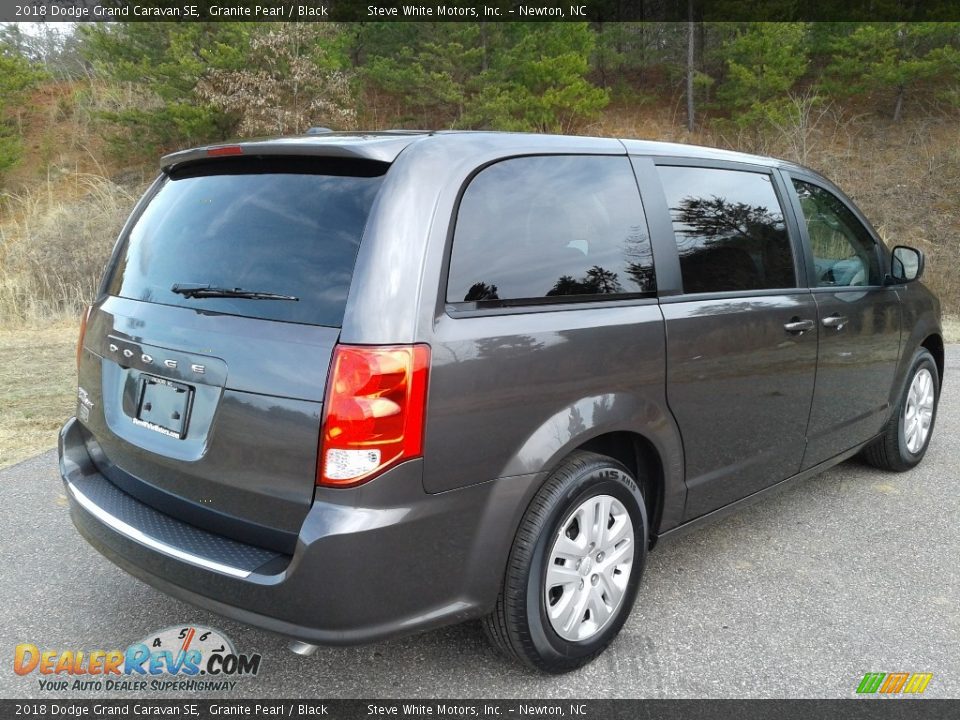 2018 Dodge Grand Caravan SE Granite Pearl / Black Photo #6