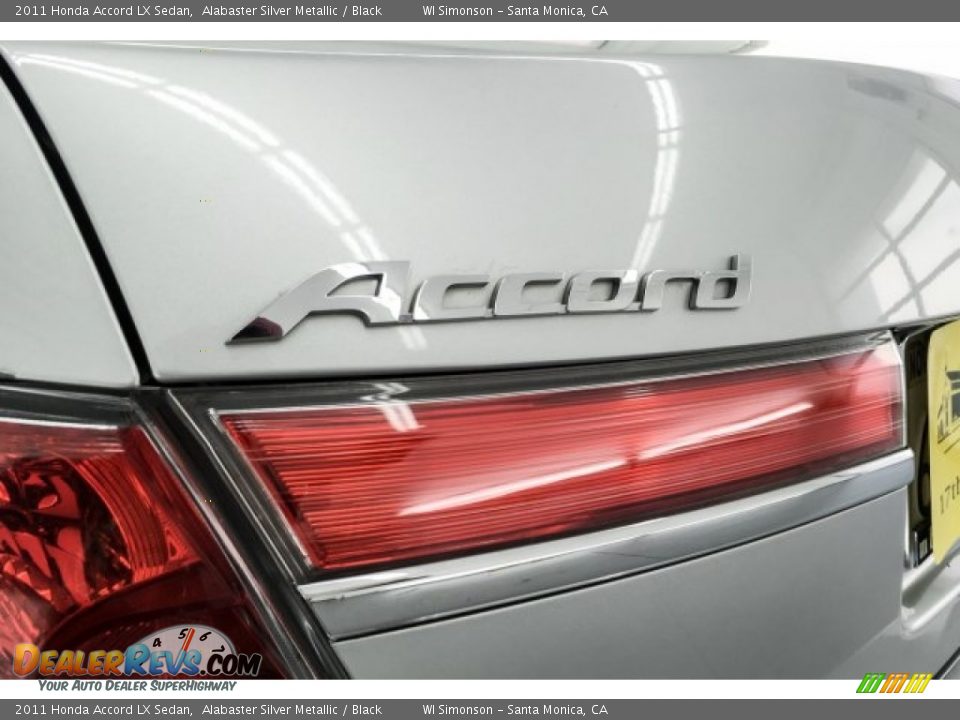 2011 Honda Accord LX Sedan Alabaster Silver Metallic / Black Photo #7