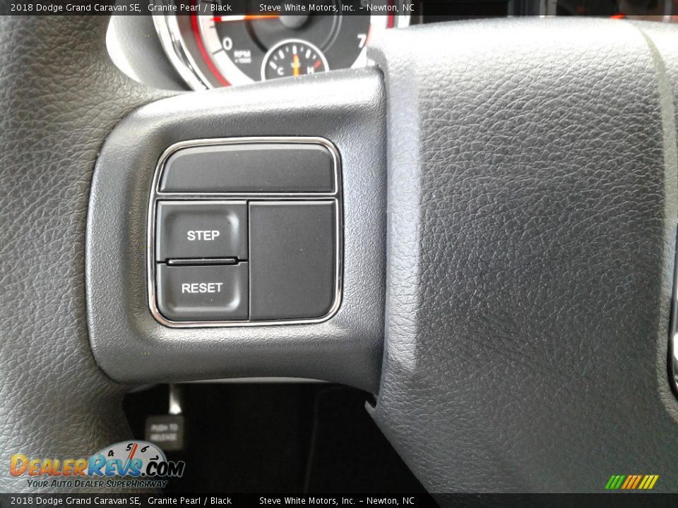 2018 Dodge Grand Caravan SE Granite Pearl / Black Photo #19