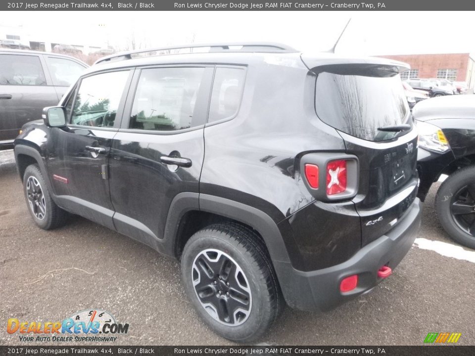2017 Jeep Renegade Trailhawk 4x4 Black / Black Photo #3