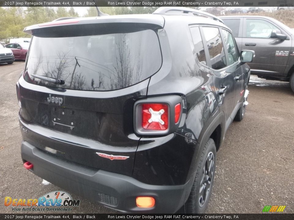 2017 Jeep Renegade Trailhawk 4x4 Black / Black Photo #5