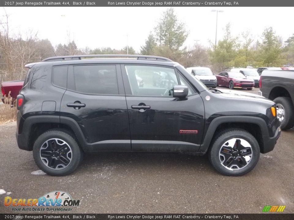 2017 Jeep Renegade Trailhawk 4x4 Black / Black Photo #6