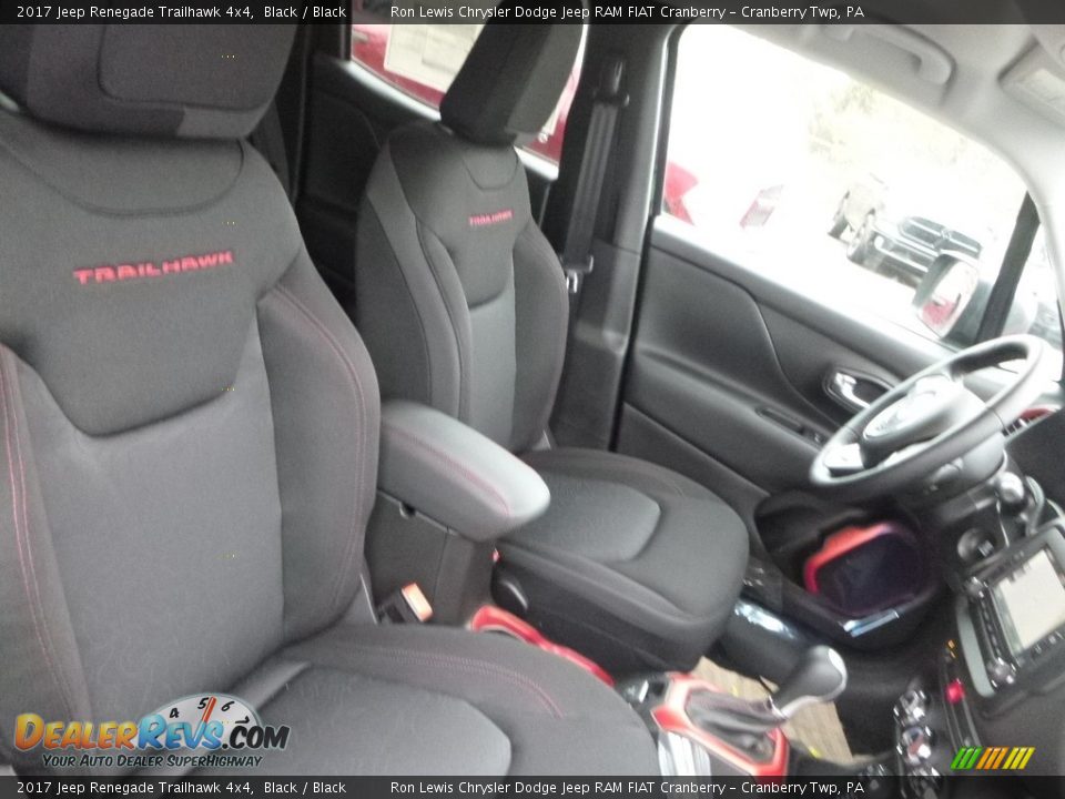 2017 Jeep Renegade Trailhawk 4x4 Black / Black Photo #11