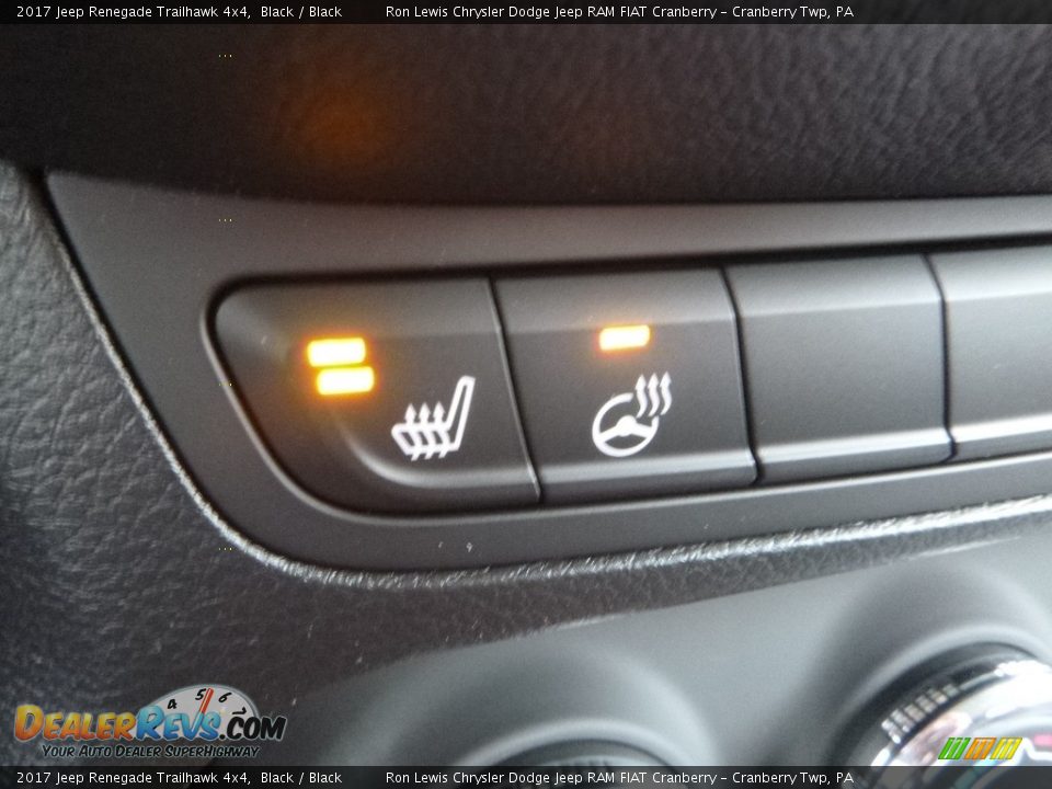 2017 Jeep Renegade Trailhawk 4x4 Black / Black Photo #20