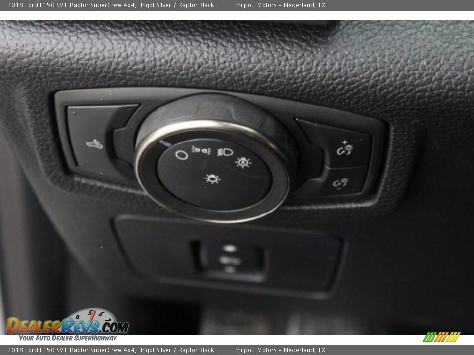 Controls of 2018 Ford F150 SVT Raptor SuperCrew 4x4 Photo #26
