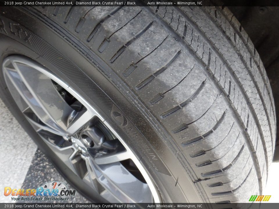 2018 Jeep Grand Cherokee Limited 4x4 Diamond Black Crystal Pearl / Black Photo #8