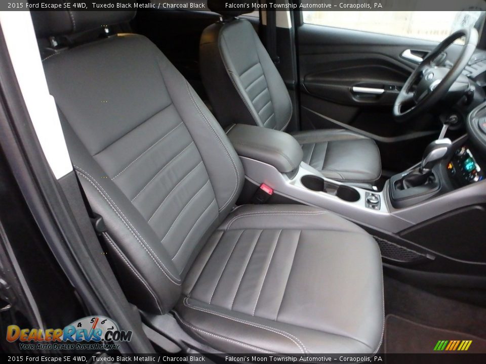 2015 Ford Escape SE 4WD Tuxedo Black Metallic / Charcoal Black Photo #11